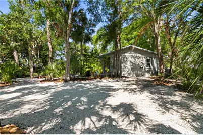 919 N Conrad Avenue, Sarasota, FL 34237 - Photo 26