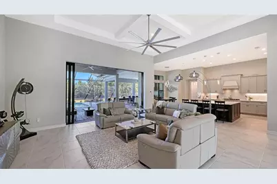 16405 Kendleshire Terrace, Lakewood Ranch, FL 34202 - Photo 12