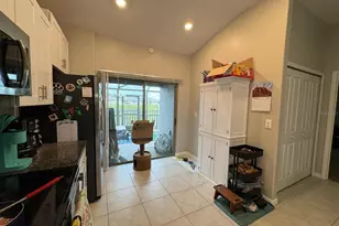 13307 Crest Lake Dr, Hudson, FL 34669 - Photo 8