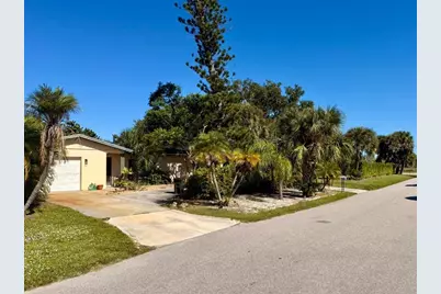 1721 Birchwood Street, Sarasota, FL 34231 - Photo 2