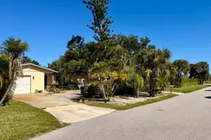 1721 Birchwood St, Sarasota, FL 34231 - Photo 2