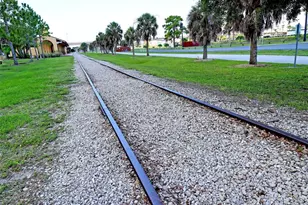 401 Shore Rd, Nokomis, FL 34275 - Photo 84