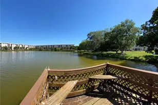 3927 Lake Bayshore Dr, Bradenton, FL 34205 - Photo 46