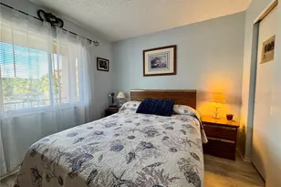 3927 Lake Bayshore Dr, Bradenton, FL 34205 - Photo 32