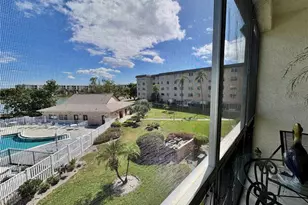 3927 Lake Bayshore Dr, Bradenton, FL 34205 - Photo 20