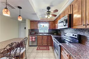 3987 Maceachen Blvd, Sarasota, FL 34233 - Photo 10