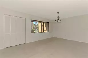 935 Sunridge Way, Sarasota, FL 34234 - Photo 10