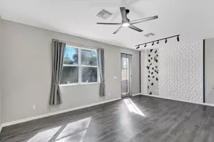 13138 Sonoma Bend Pl, Gibsonton, FL 33534 - Photo 2