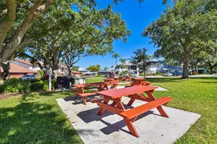 2723 72nd St Ct W, Bradenton, FL 34209 - Photo 22