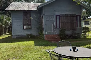 1446 20th St, Sarasota, FL 34234 - Photo 1