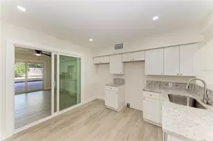 101 73rd St, Holmes Beach, FL 34217 - Photo 22