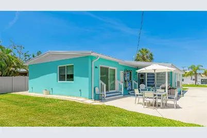 2713 Avenue C, Holmes Beach, FL 34217 - Photo 28