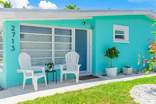 2713 Avenue C, Holmes Beach, FL 34217 - Photo 1