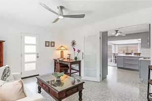 2713 Avenue C, Holmes Beach, FL 34217 - Photo 16
