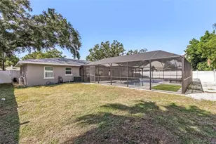 2907 Marshall Dr, Sarasota, FL 34239 - Photo 24