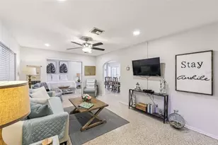 2907 Marshall Dr, Sarasota, FL 34239 - Photo 2