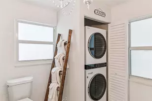 2907 Marshall Dr, Sarasota, FL 34239 - Photo 12