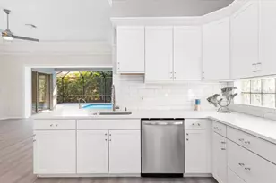 700 Silk Oak Dr, Venice, FL 34293 - Photo 16