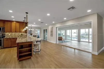 318 Nassau Street N, Venice, FL 34285 - Photo 4