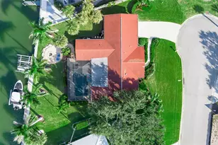 318 Nassau St N, Venice, FL 34285 - Photo 2