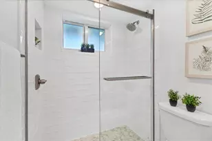 3810 Gulf of Mexico Dr, Longboat Key, FL 34228 - Photo 24