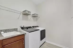 2123 Sylvan Lea Dr, Sarasota, FL 34240 - Photo 30