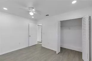 2701 13th St W, Palmetto, FL 34221 - Photo 16