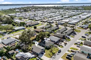 2701 13th St W, Palmetto, FL 34221 - Photo 28