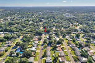 3331 Woodmont Dr, Sarasota, FL 34232 - Photo 4