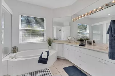 9238 13th Avenue Cir NW, Bradenton, FL 34209 - Photo 24