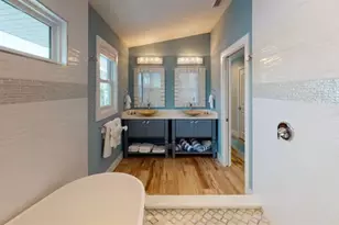 111 Cedar Ave, Anna Maria, FL 34216 - Photo 38