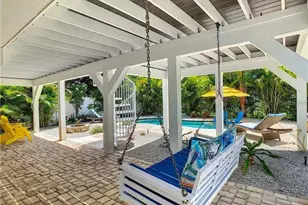 111 Cedar Ave, Anna Maria, FL 34216 - Photo 48