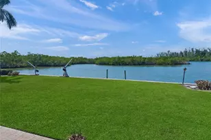 1386 Tangier Way, Sarasota, FL 34239 - Photo 14