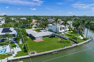 1386 Tangier Way, Sarasota, FL 34239 - Photo 4