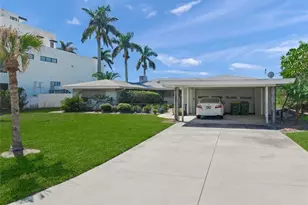 1386 Tangier Way, Sarasota, FL 34239 - Photo 10