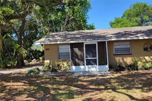 4464 17th St W, Bradenton, FL 34207 - Photo 1