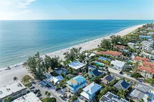 101 73rd St, Holmes Beach, FL 34217 - Photo 6