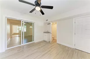 101 73rd St, Holmes Beach, FL 34217 - Photo 32