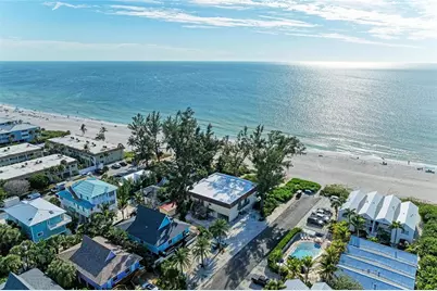 101 73rd Street #2, Holmes Beach, FL 34217 - Photo 2