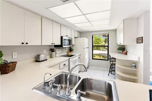 3009 Taywood Meadows, Sarasota, FL 34235 - Photo 6