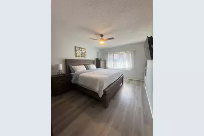 1634 Stickney Point Road #1634-201, Sarasota, FL 34231 - Photo 14