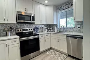 1634 Stickney Point Rd, Sarasota, FL 34231 - Photo 2