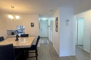 1634 Stickney Point Rd, Sarasota, FL 34231 - Photo 8