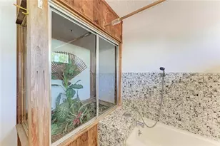 101 73rd St, Holmes Beach, FL 34217 - Photo 34