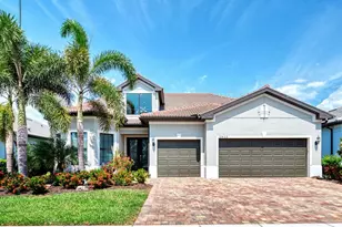 12432 Golden Sage Dr, Sarasota, FL 34238 - Photo 2