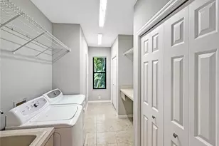 6570 Wild Orchid Ln, Sarasota, FL 34241 - Photo 38