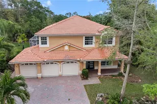 15643 Cypress Park Dr, Wellington, FL 33414 - Photo 2