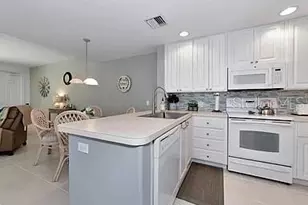 5384 Eliseo St, Sarasota, FL 34238 - Photo 4