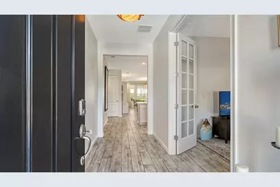 11211 Spring Gate Trail, Lakewood Ranch, FL 34211 - Photo 6