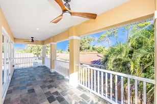 907 Riviera St, Venice, FL 34285 - Photo 8